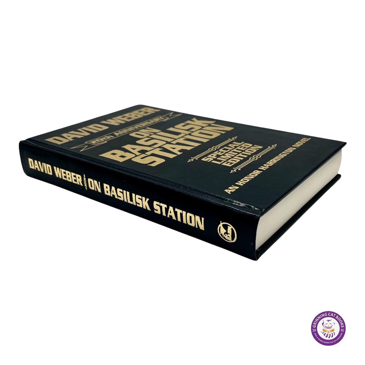 On Basilisk Station (Deluxe Edition, signed) - Grinning Cat Books - SCIENCE FICTION - SCIENCE FICTION, SIGNED